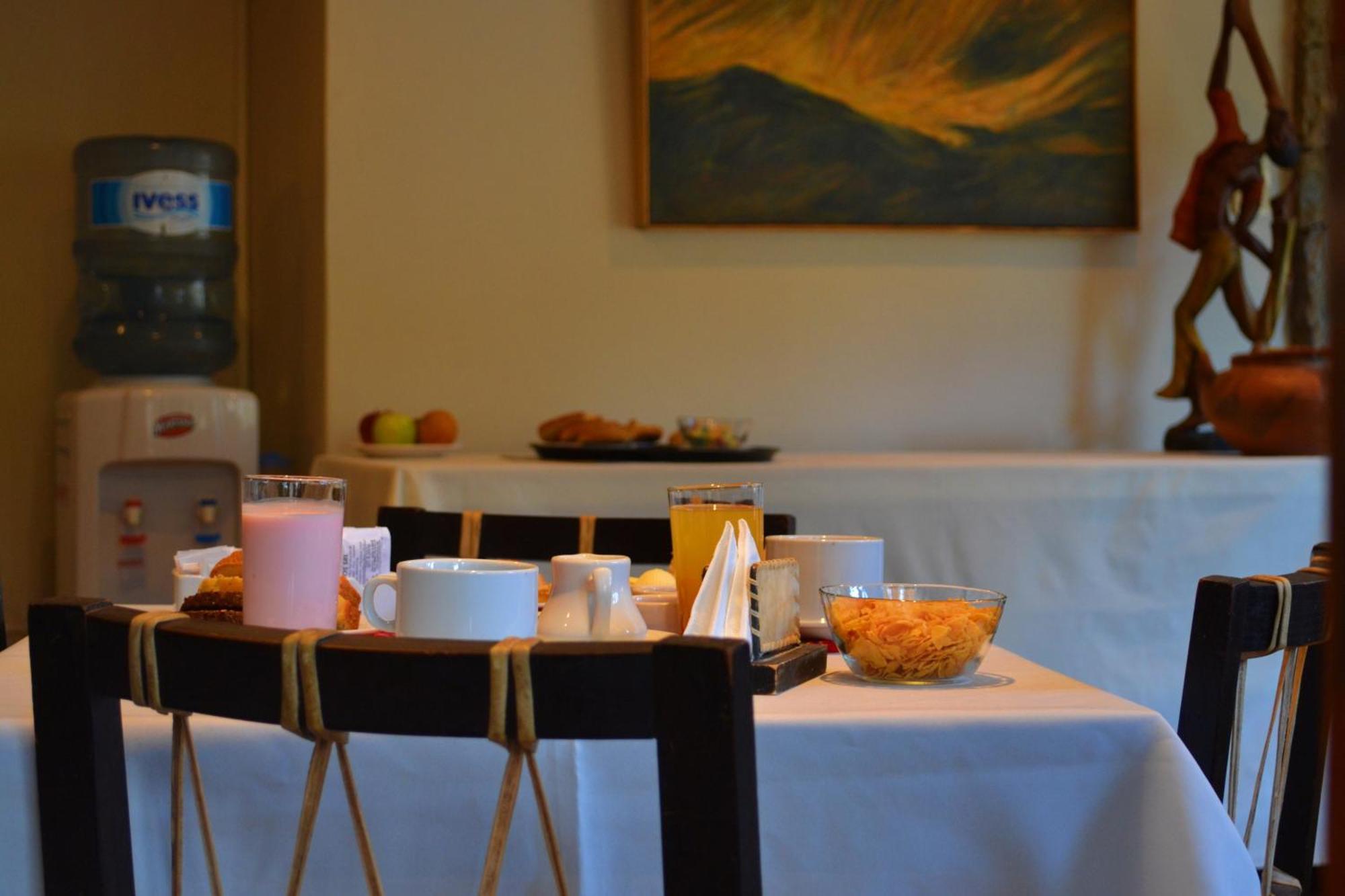 Al Sereno Hotel Y Spa ตีลการา ห้อง รูปภาพ